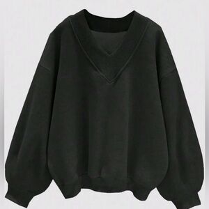 Plus Size Solid Color Lantern
Sleeve Sweatshirt With V-Neck